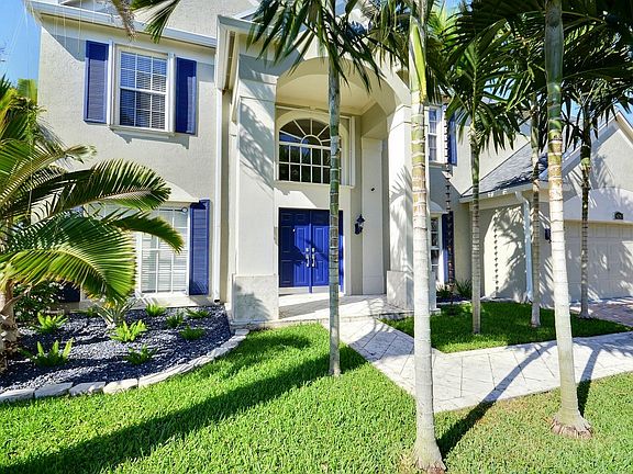 2nd image of 10293 SW 55th Ln