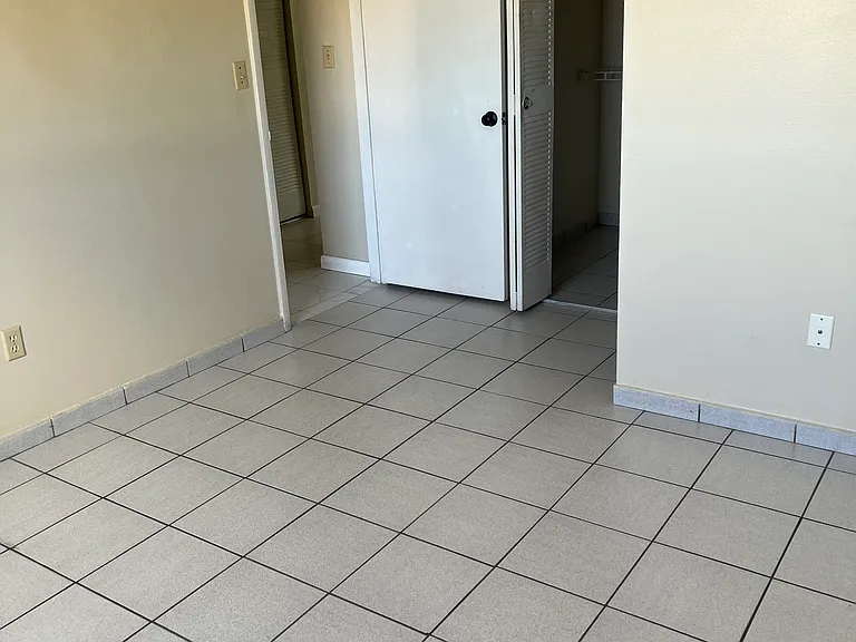 2305 E 4th Ave #202 — Photo 13