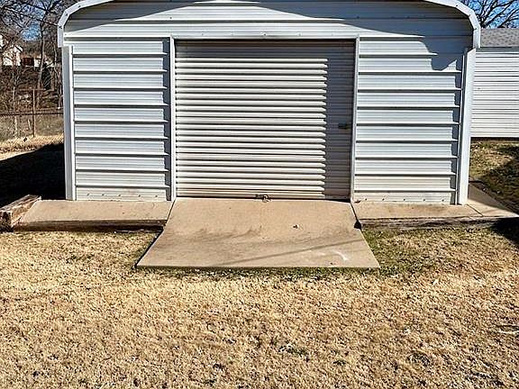 5th image of 3209 Ardyce Dr