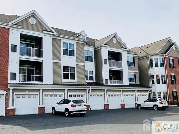 2423 Edward Stec Blvd