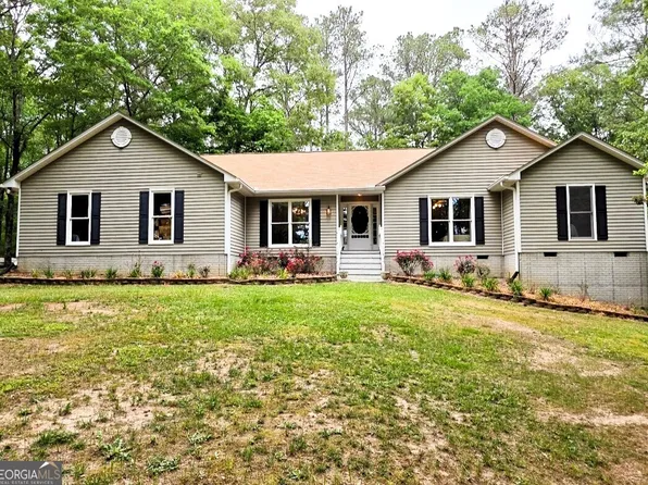134 Sovereign Trl, Brooks, GA 30205