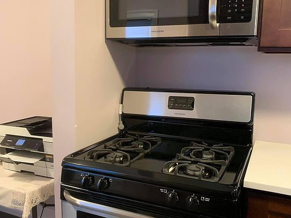 5th image of 1516 Hawthorne St #2
