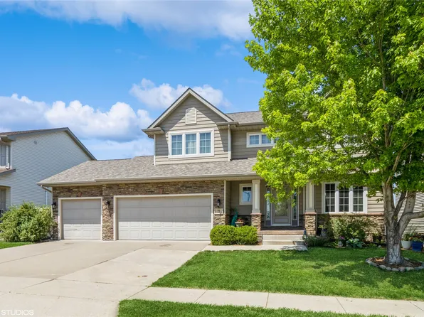 75 Aidan St, Waukee, IA 50263