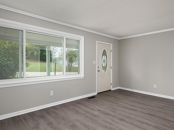 5th image of 50 Lewis Ln