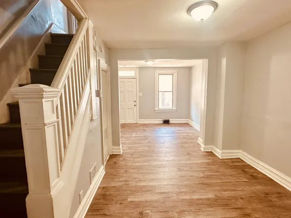 944 Oak St #1, Allentown, PA 18102