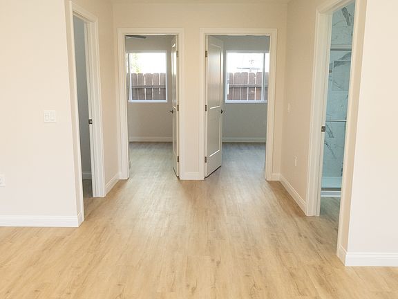 5th image of 2231 31st St