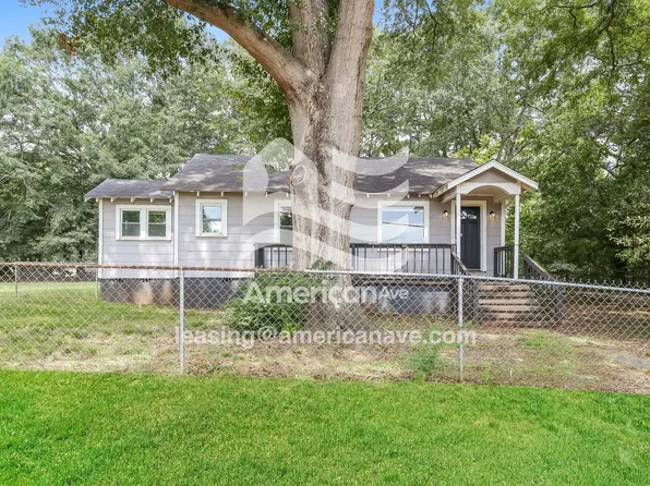 137 Cannon Rd, Wellford, SC 29385