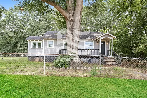 137 Cannon Rd Photo 1