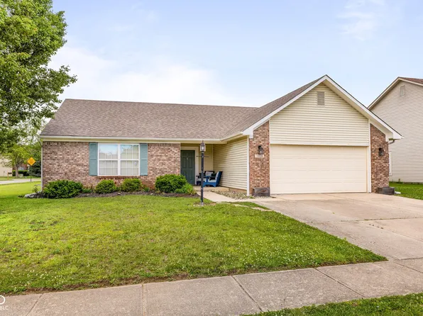 11024 Oakspring Dr, Indianapolis, IN 46239