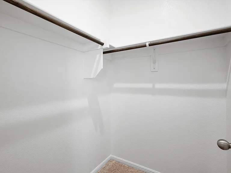 2220 Barnwell Dr — Photo 16