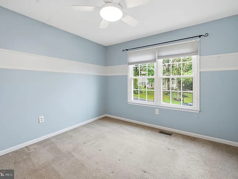 10212 Winged Elm Cir — Photo 16
