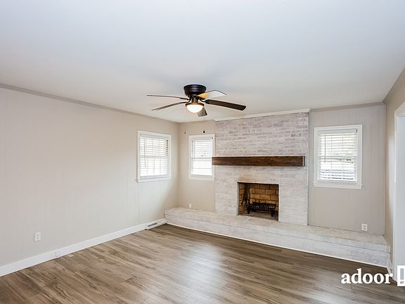 5th image of 336 Walton Dr