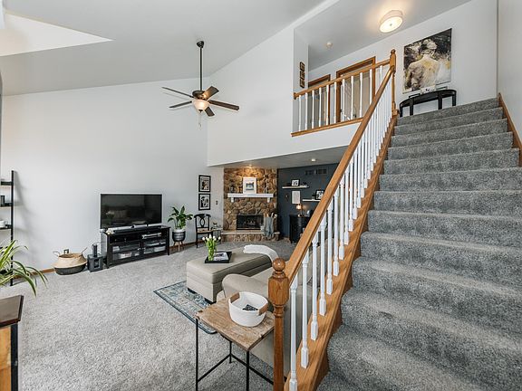 5th image of N58W23893 Clover Dr #23893
