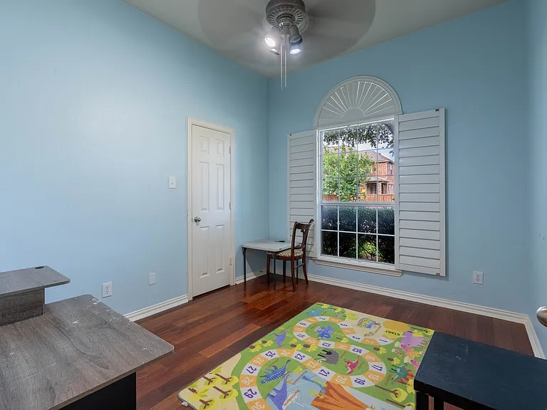 2324 Crestridge Dr — Photo 13