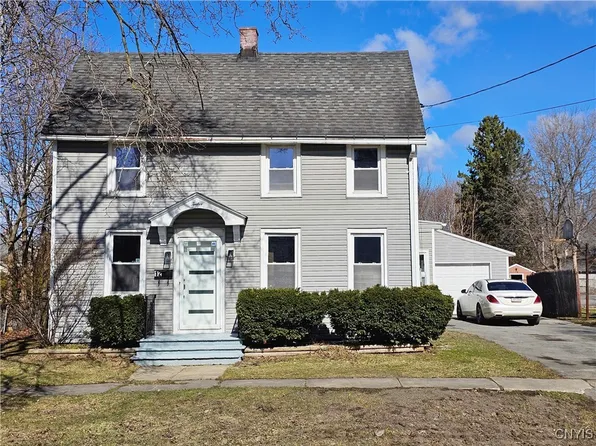 12 Brainard St, Whitesboro, NY 13492