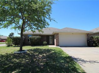 601 Westmeadow Dr, Cleburne, TX 76033
