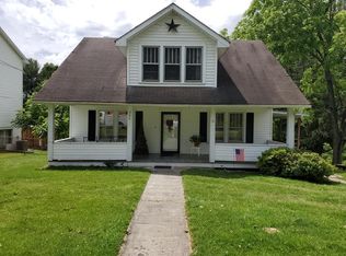 203 Church St, Sophia, WV 25921