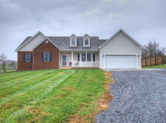 2nd image of 11482 College Dr