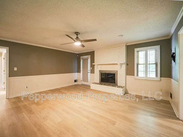 18 Brookland Ct — Photo 5
