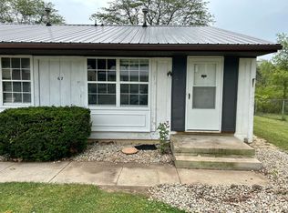 65 Sunset Dr #2B, Bluffton, IN 46714