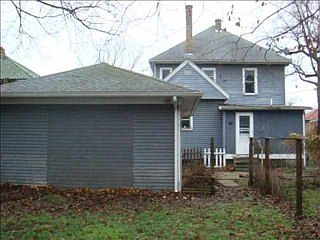 3rd image of 820 Edwardsburg Ave