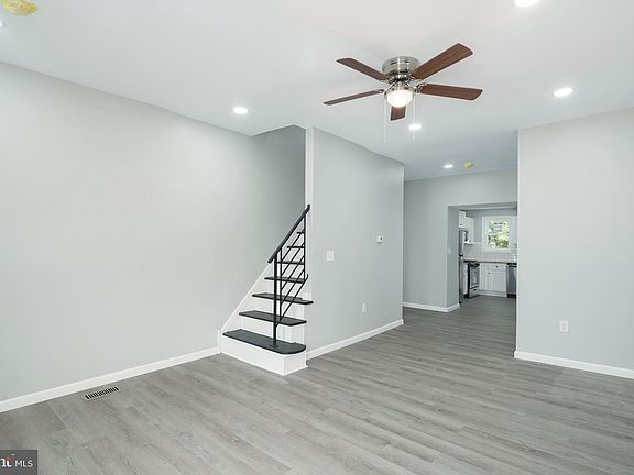 4th image of 3242 Aramingo Ave