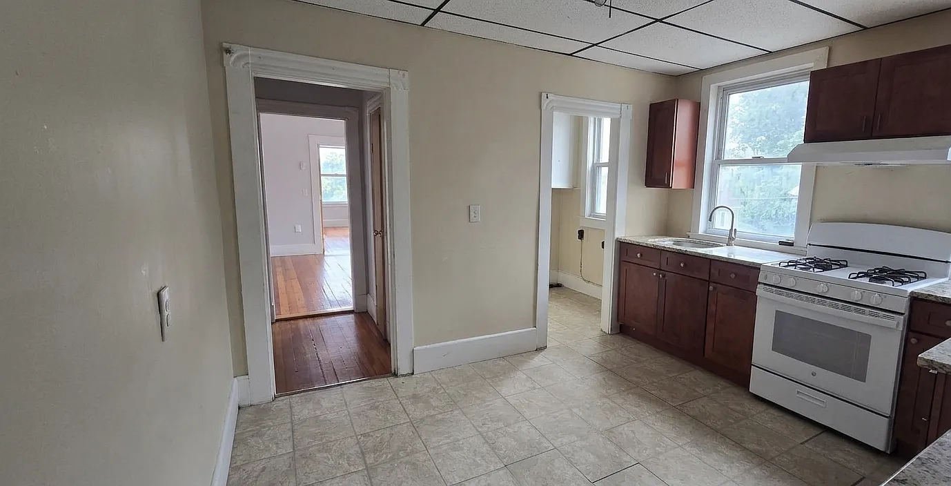 6 Beede Avenue, Unit 2 — Photo 4