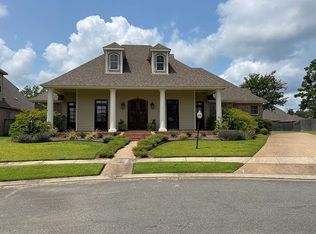 1012 Conti Cir, Shreveport, LA 71106