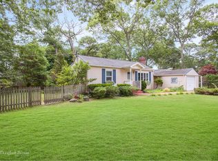 99 Roseland Ln, East Patchogue, NY 11772