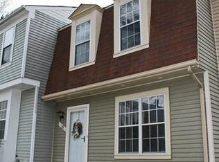 19 Birdseye Ct, Germantown, MD 20874