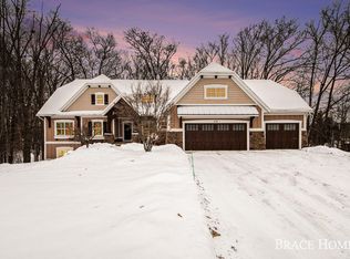 578 Stonehenge Dr SW, Grandville, MI 49418