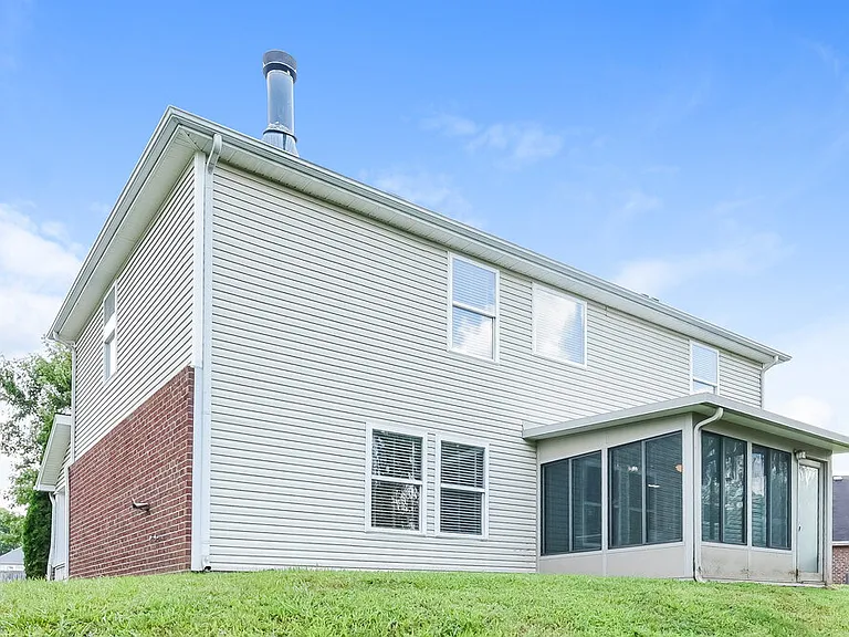 5012 Millpond Ct — Photo 17