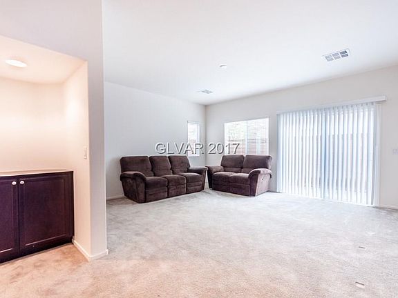 5th image of 10739 Merrimack Ave