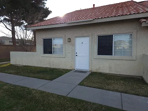 1642 Gardenia Ct #D Photo 1 1642 Gardenia Ct #D Photo 1
