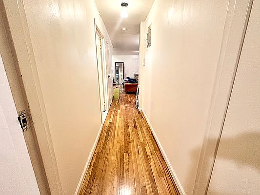 5th image of 398 Tompkins Ave APT 4A