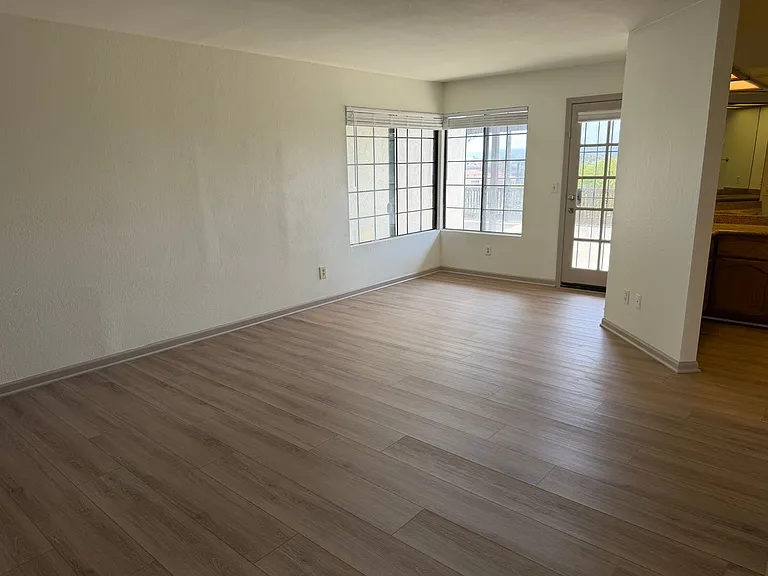 4032 Ampudia St — Photo 21