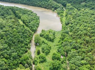4582 Wigwam Rd, Stover, MO 65078