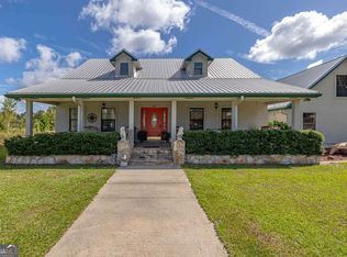 220 Chickasaw Rd, Hoboken, GA 31542