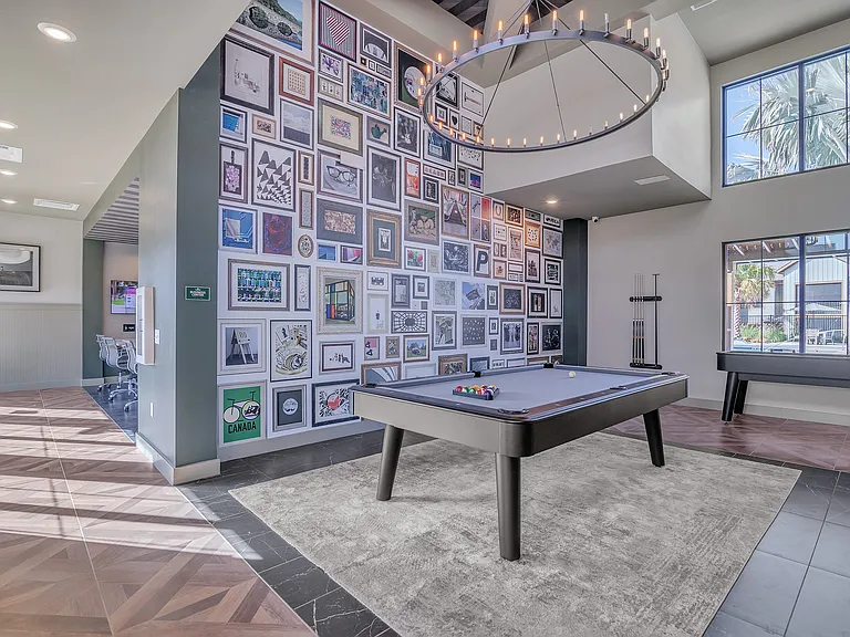 Canter Luxury Apartment Homes — Photo 26