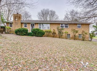 413 Furnace Hollow Rd, Dickson, TN 37055