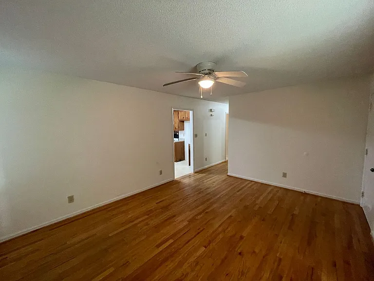 408 Sunset Dr — Photo 3