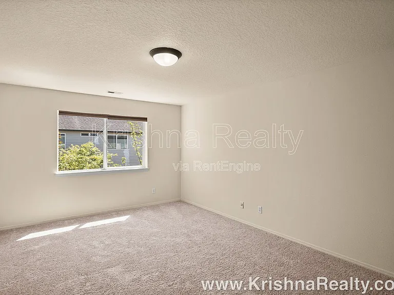 13686 NW Henninger Ln — Photo 14