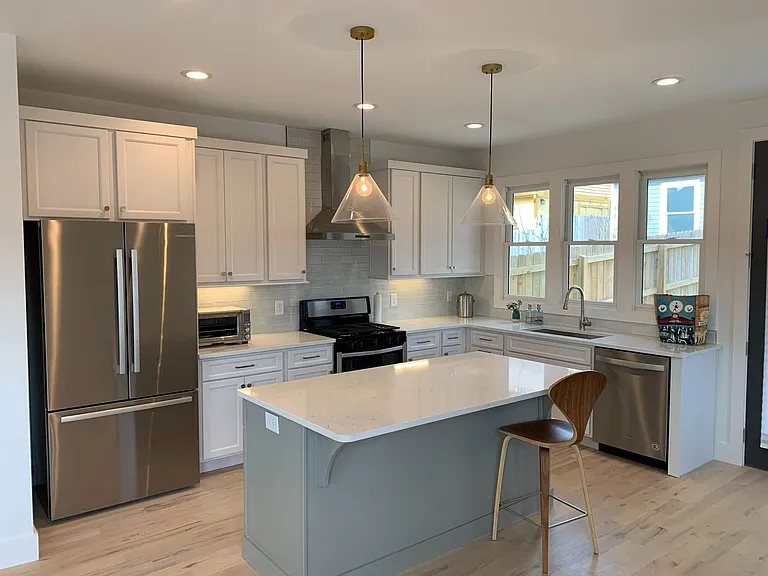 523 Fatherland St #B — Photo 12