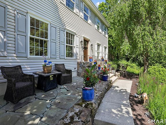 3rd image of 19 Candleview Drive
