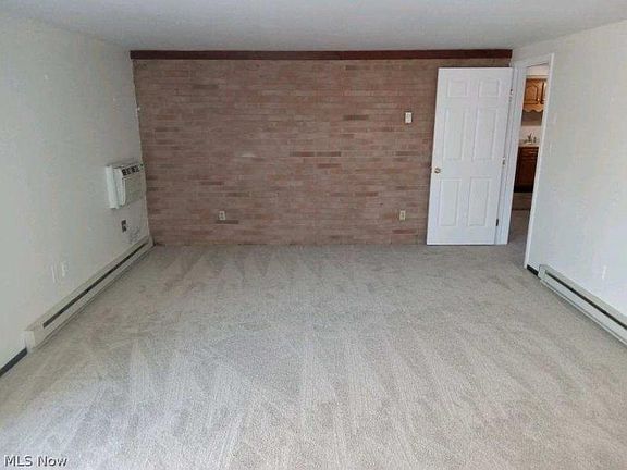 4th image of 2331 E Market St APT 225