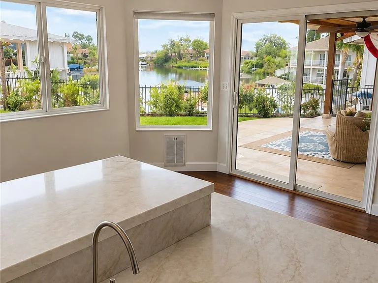 24020 Continental Dr — Photo 6