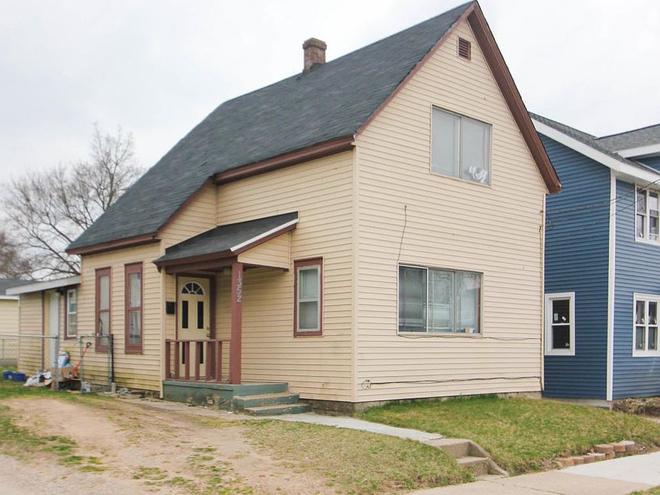 1st image of 1352 Marshall Ave SE
