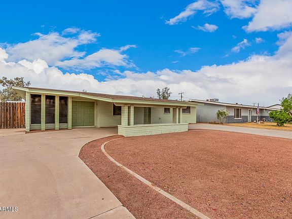 3rd image of 1238 E BARCELONA Avenue