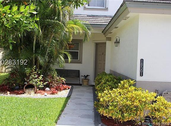 3rd image of 18501 NW 22nd Ct
