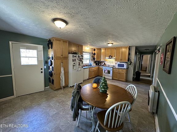 2nd image of 231 Long Dr
